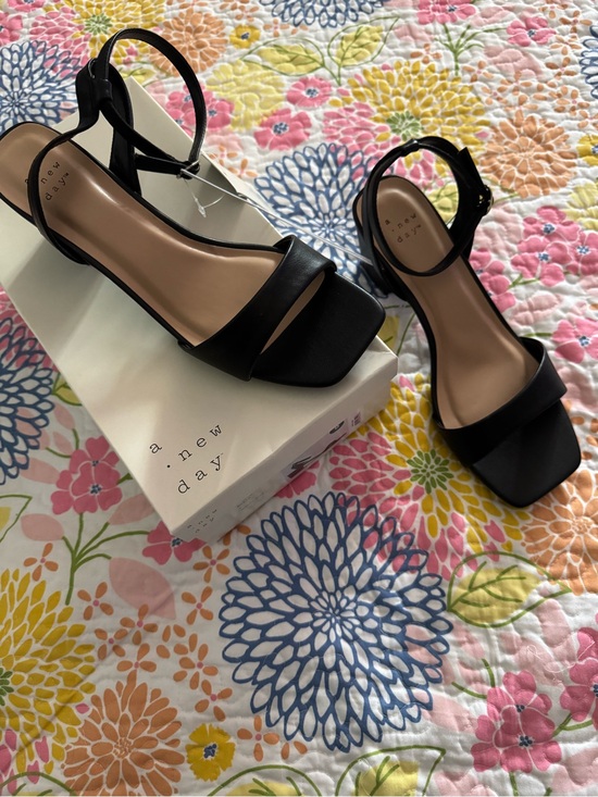 a new day Shoes - Nib size 9 a new day black heels